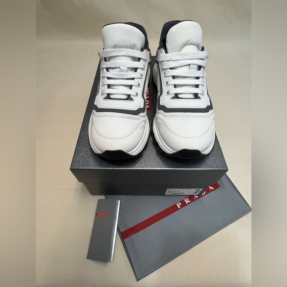 PRADA NIB 4E3382  WHITE NYLON GRAY GABARDINE LOGO SNEAKERS  US7  UK6  IT40 NWT - Picture 5 of 15